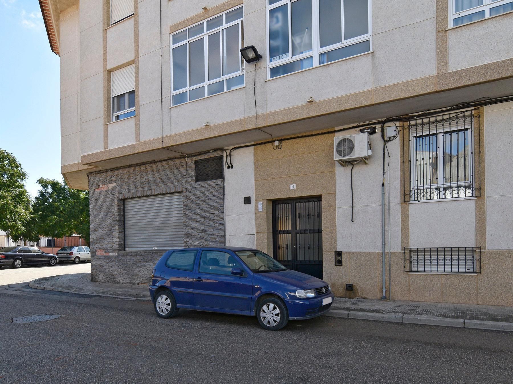 Außenansicht von Wohnung zum verkauf in Villarrobledo mit Abstellraum