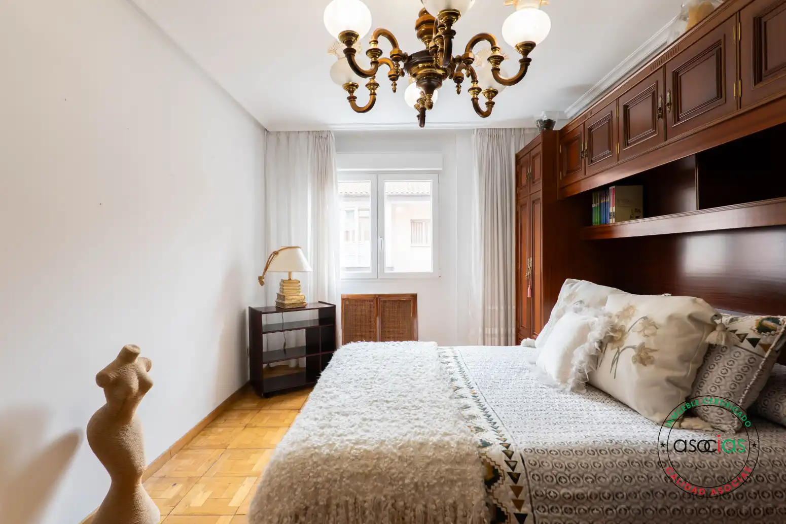 Habitación de Piso en venta en Gijón  con Calefacción