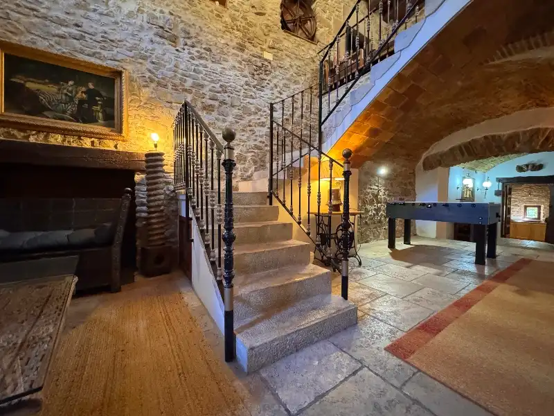 Finca rústica en venta en Ullastret con Aire acondicionado, Calefacción y Jardín privado