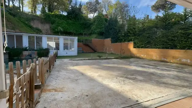 Casa amb piscina en venda a Carrer Comajuliana, imagen 17