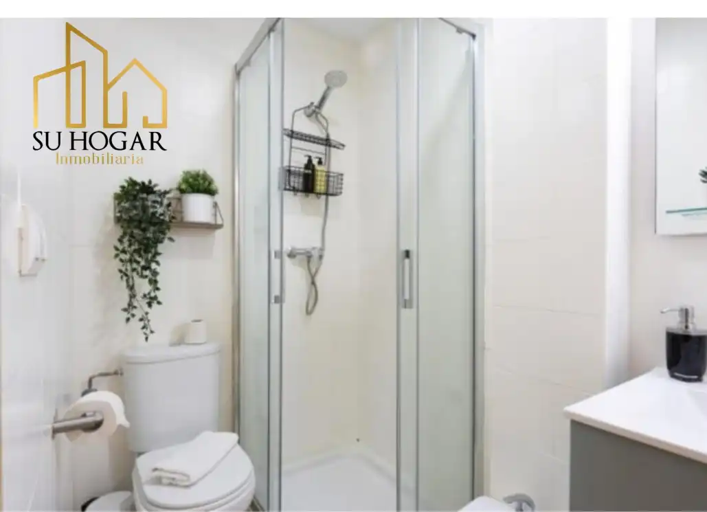 Bathroom of Flat for sale in Rota