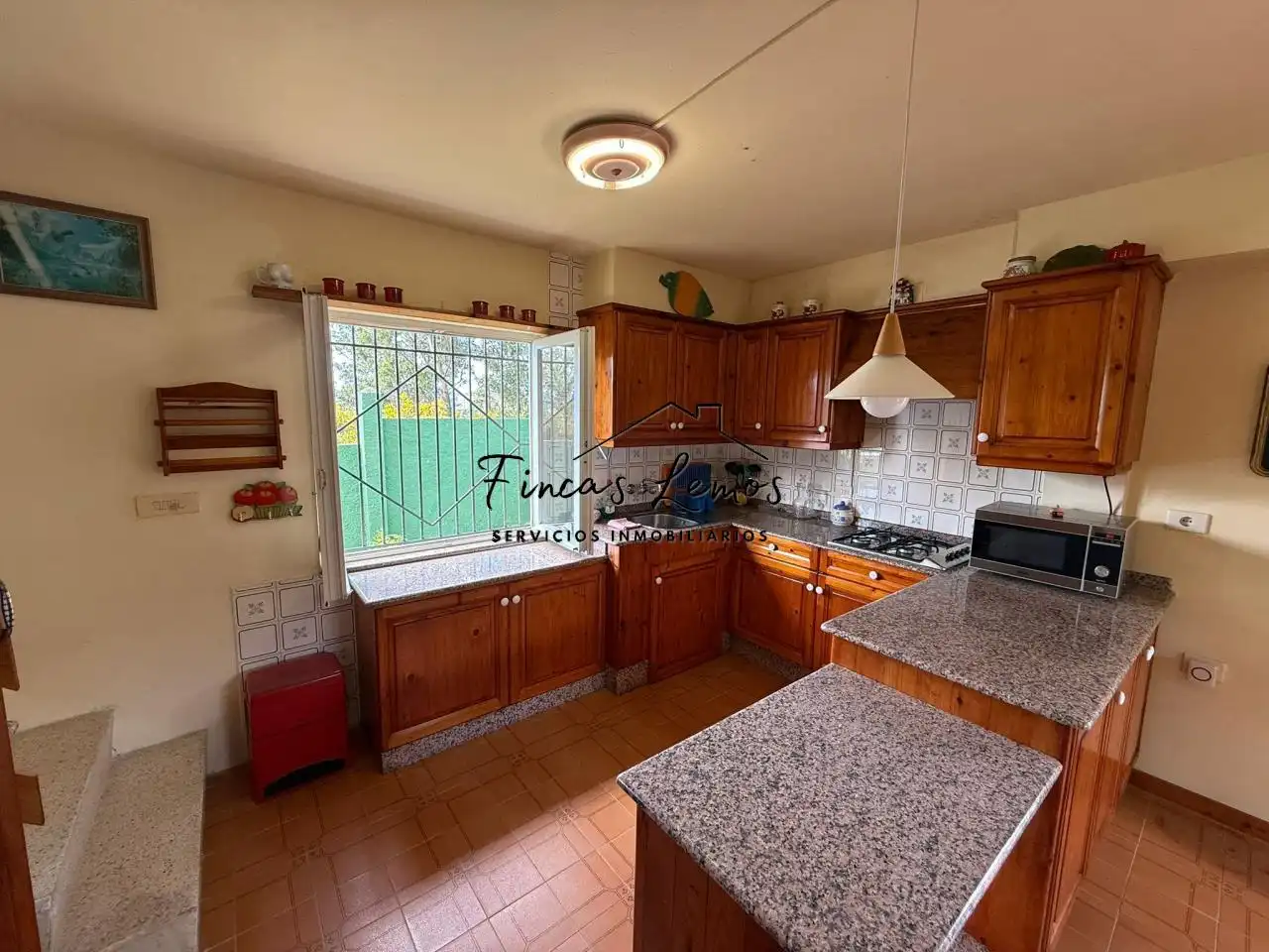 Cocina de Casa o chalet en venta en Camariñas con Jardín privado, Terraza y Amueblado