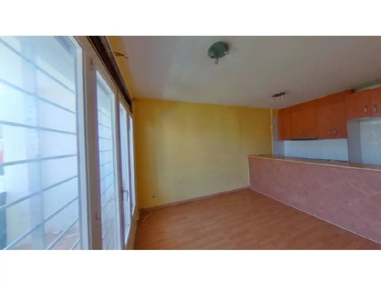 Flat for sale in Empuriabrava  with Parquet flooring