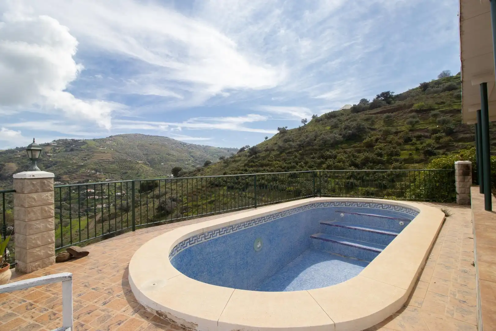 Piscina de Casa o xalet en venda en Cómpeta