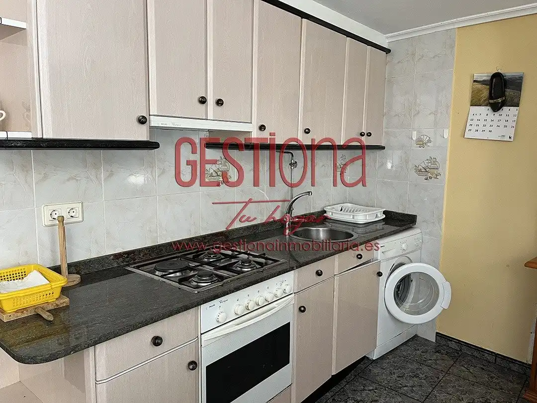 Cocina de Casa o chalet en venta en Noja con Jardín privado, Terraza y Amueblado
