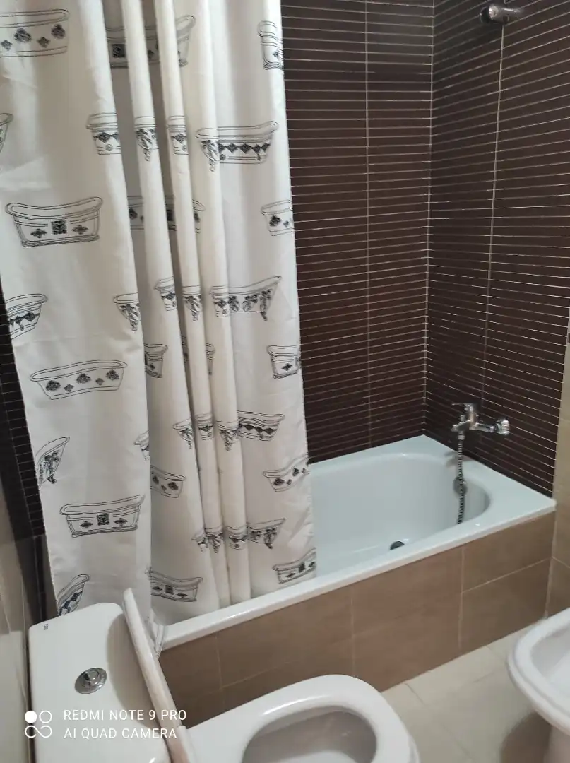 Bathroom of Flat for rent in Cártama  with Air Conditioner, Furnished and Oven