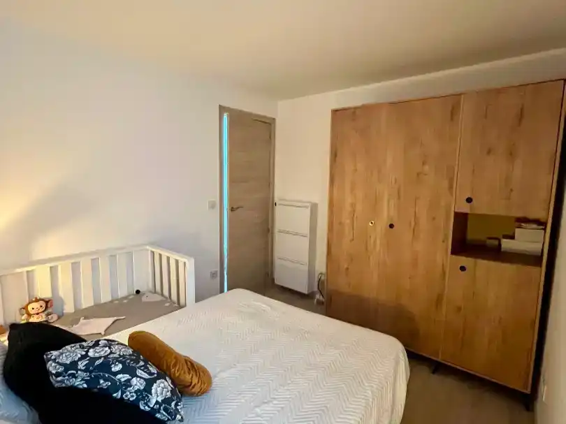 Schlafzimmer von Wohnungen zur Miete in Arzúa mit Parkett, Möbliert und Balkon