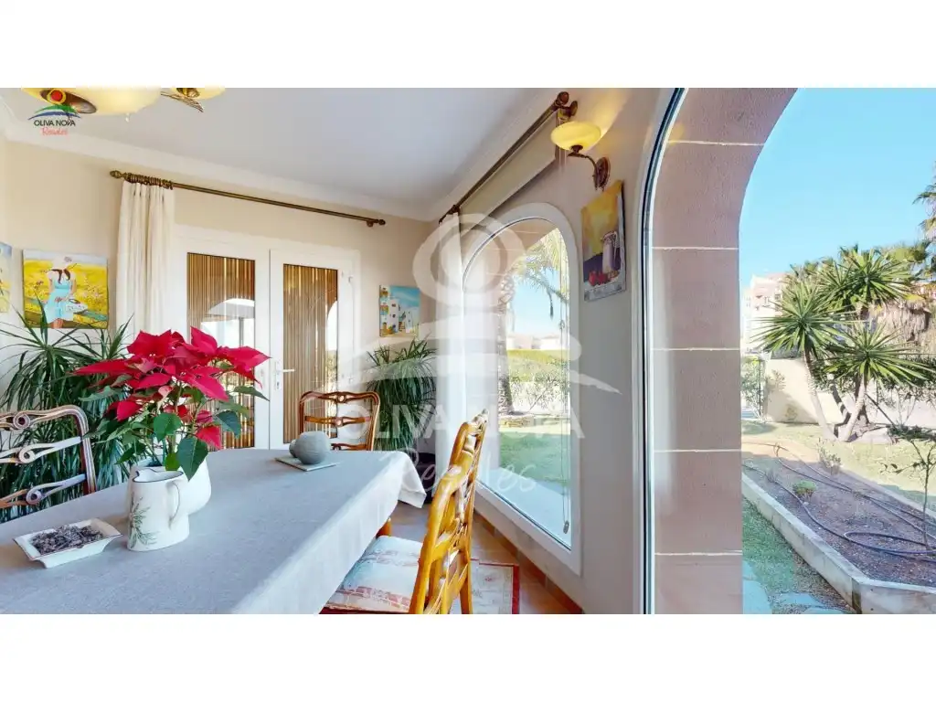 Jardín de Casa o chalet en venta en Oliva con Jardín privado