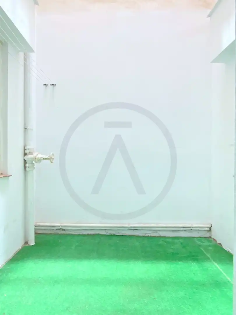 Swimming pool of Flat for sale in Terrassa  with Heating, Parquet flooring and Terrace