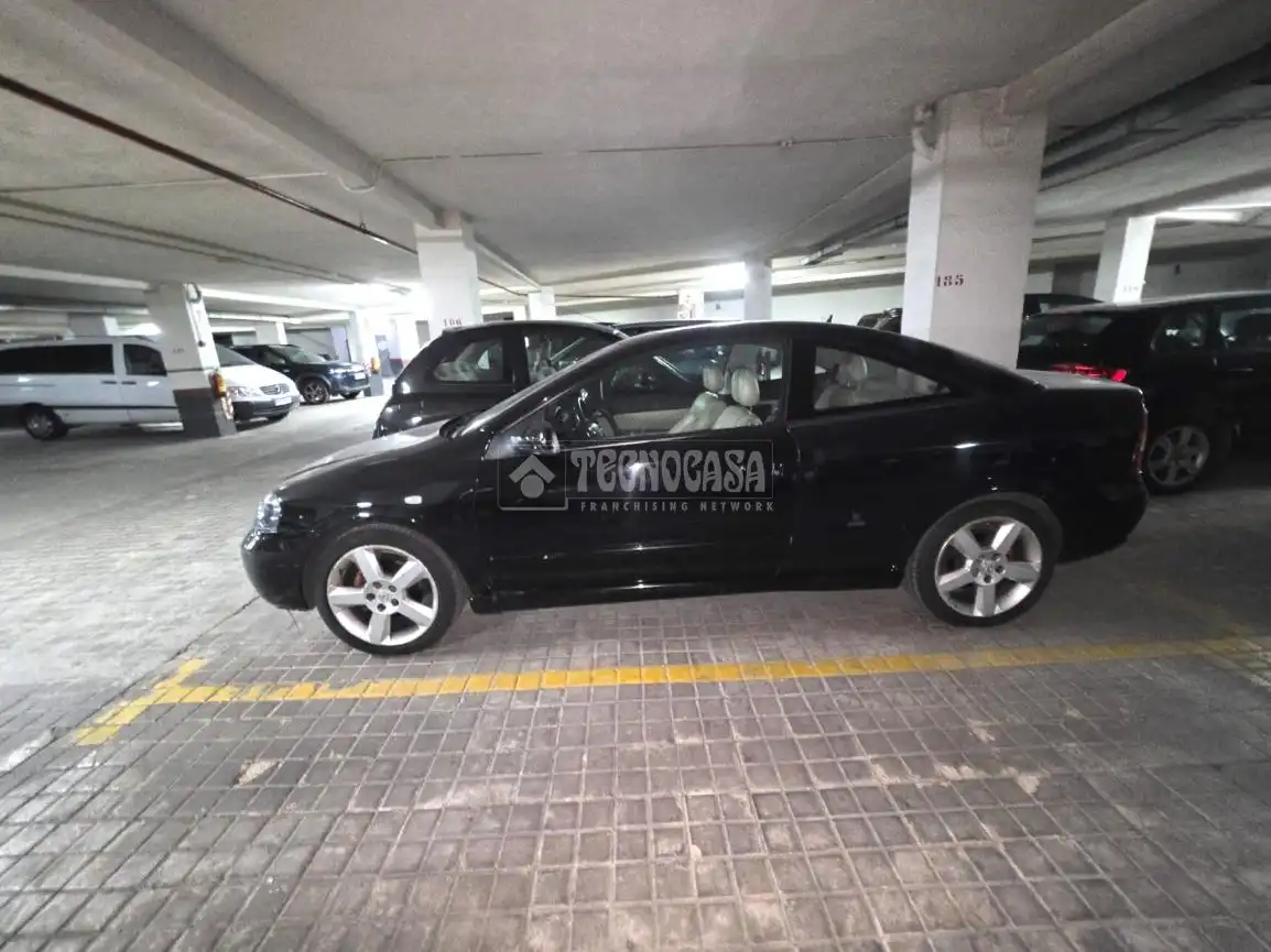 Parking de Piso en venta en Madrid con Aire acondicionado, Calefacción y Terraza