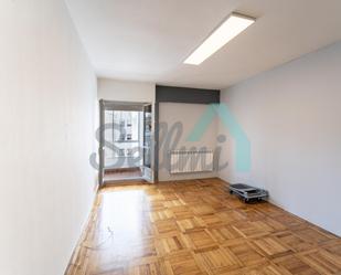 Pis de lloguer en Oviedo  amb Calefacció, Parquet i Terrassa