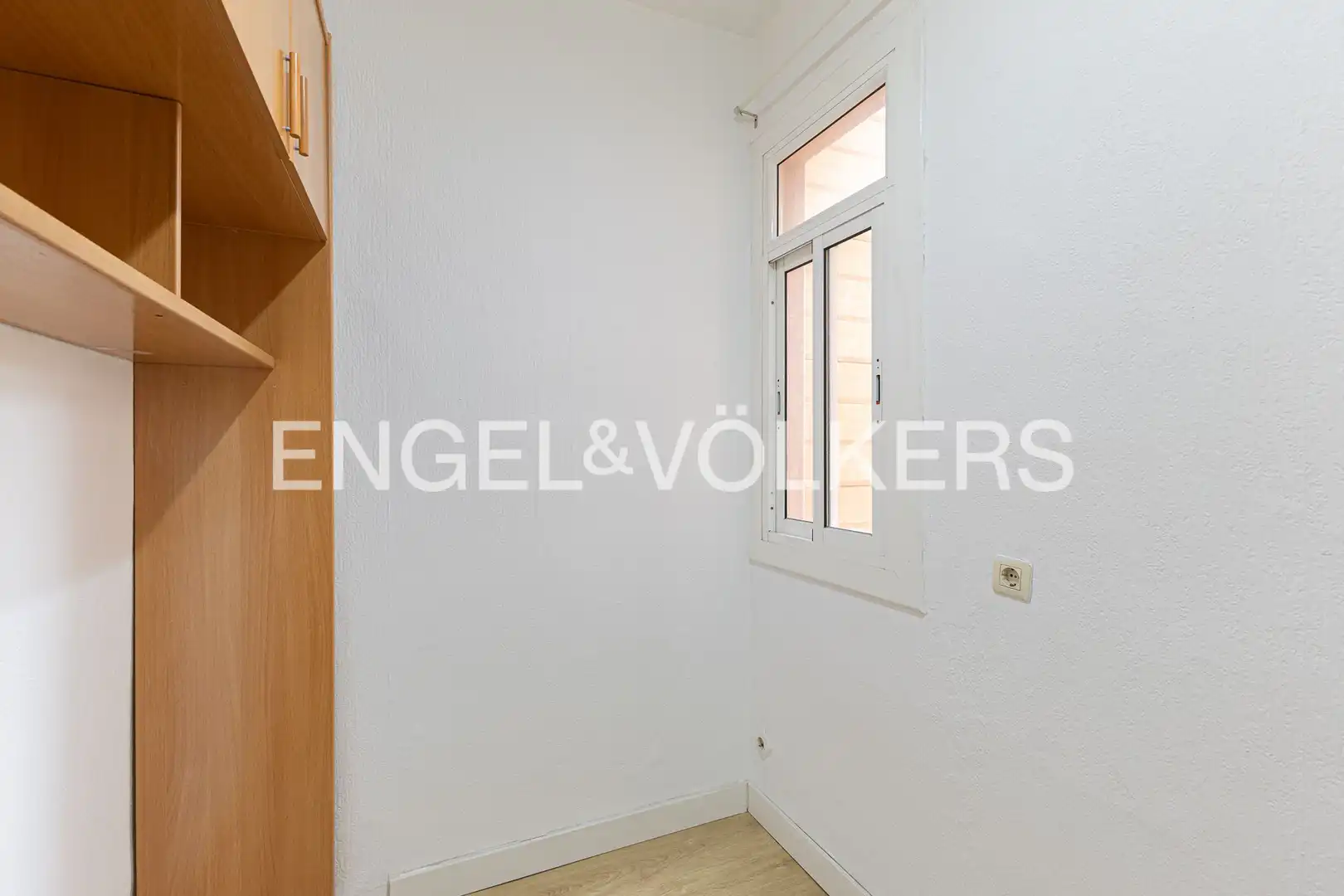Flat for sale in Barcelona  with Heating, Parquet flooring and Balcony