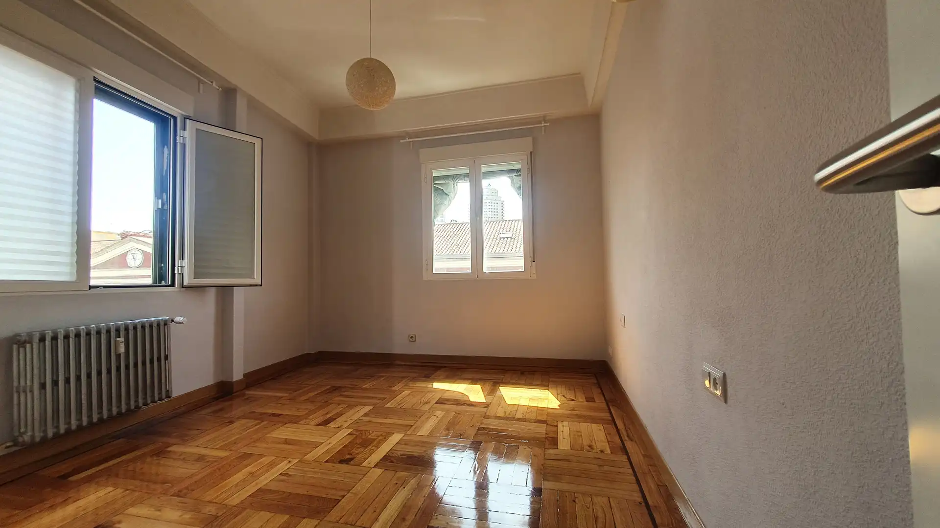 Flat for rent in Calle de San Bernardo, Universidad - Malasaña