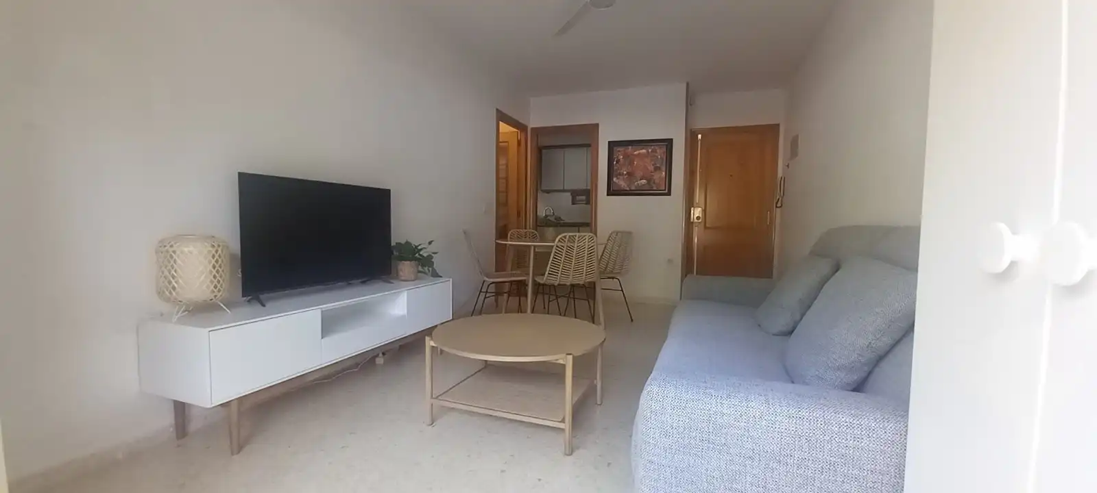 Sala de estar de Apartamento de alquiler en Gandia con Aire acondicionado, Calefacción y Amueblado