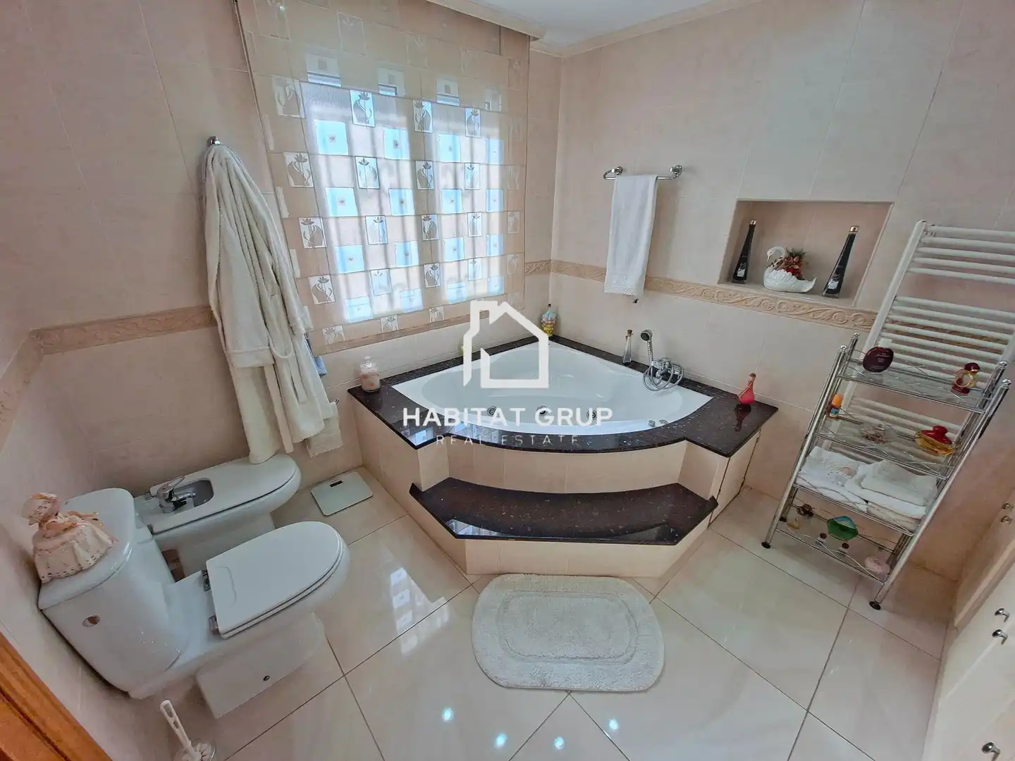 Casa con piscina en venta en Fenals, imagen 25