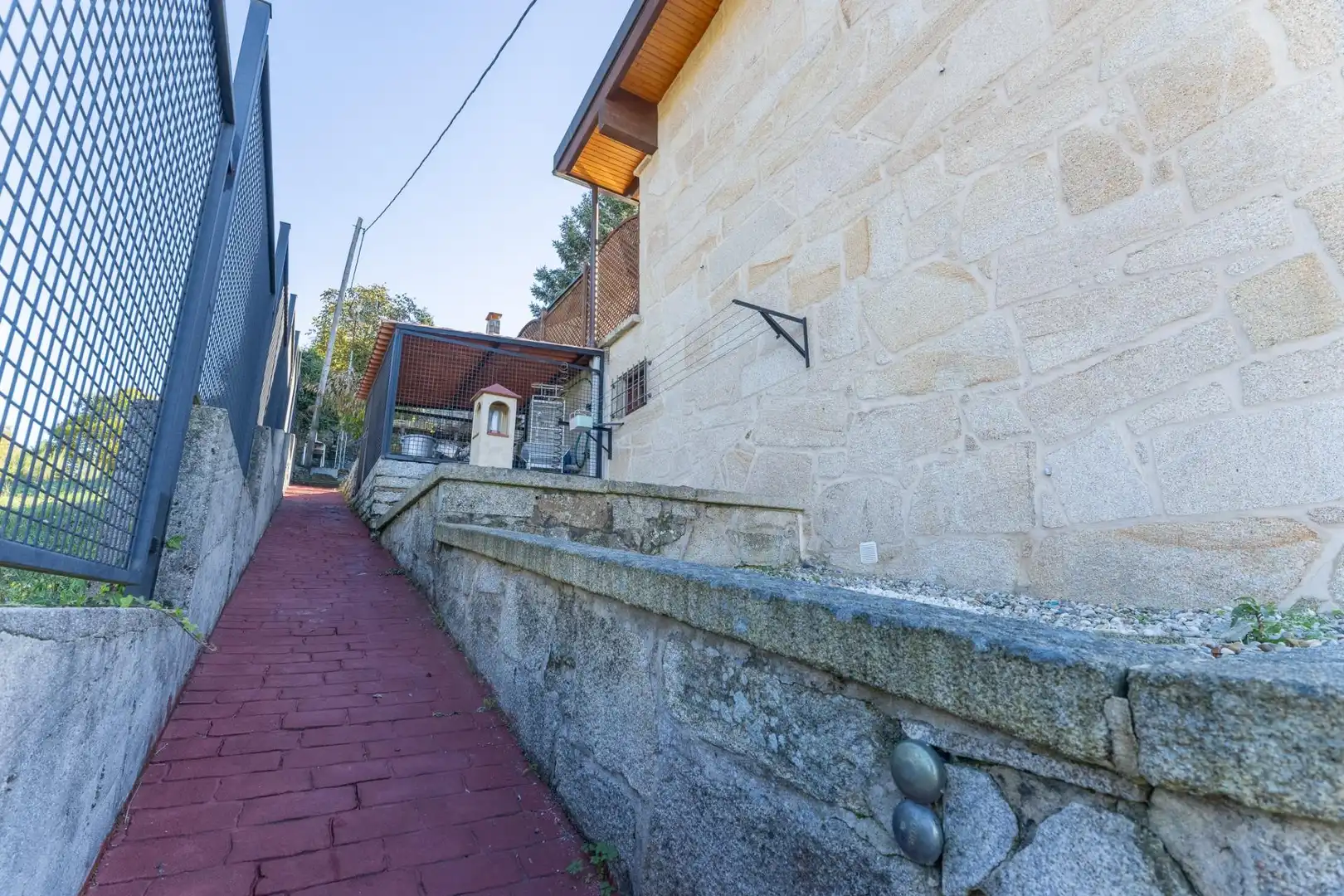 Vista exterior de Casa o chalet en venta en A Cañiza   con Calefacción, Jardín privado y Terraza