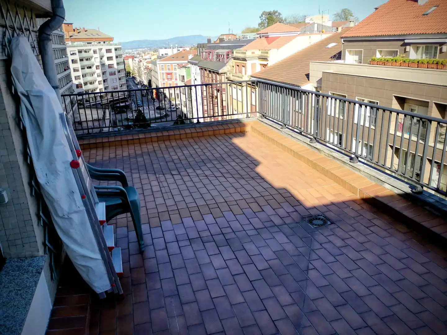 Terraza de Apartamento de alquiler en Oviedo  con Calefacción, Parquet y Terraza