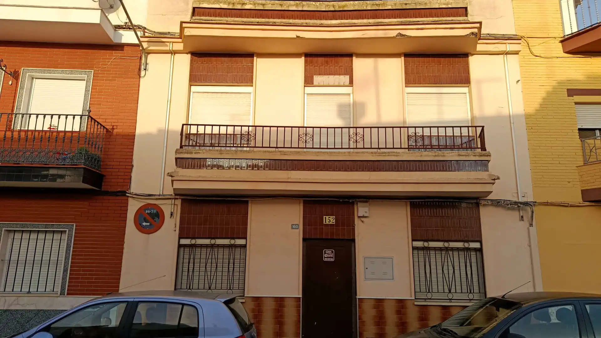 Exterior view of Houses for sale in Utrera  with Storage room and Balcony
