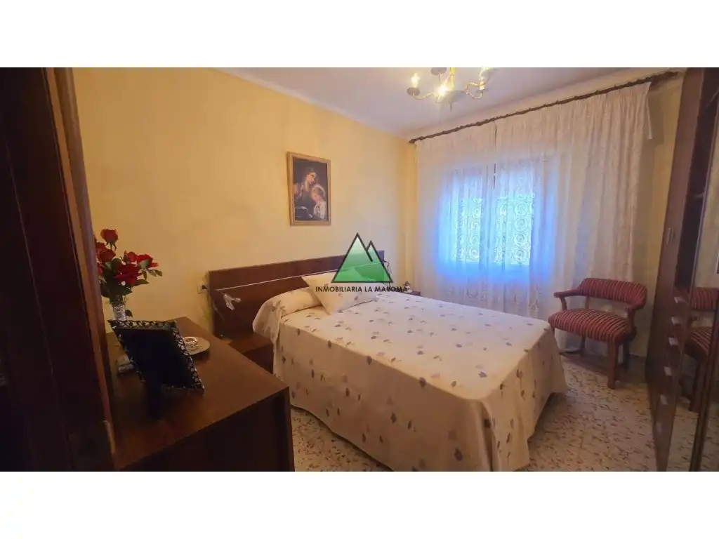 Habitación de Piso en venta en Zafarraya con Terraza y Balcón