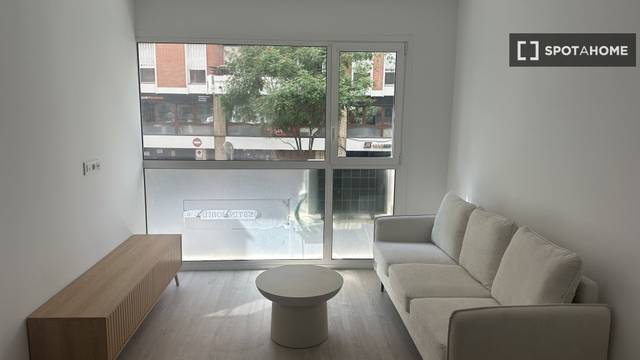 Piso en Alquiler en El Camp d'en Grassot i Gràcia Nova