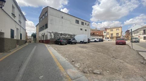 Solar urbano en el centro de Tarancón, frente al Ayuntamiento. El solar tiene una superficie aproximada de 1.140 metros sobre la c, immagine 3