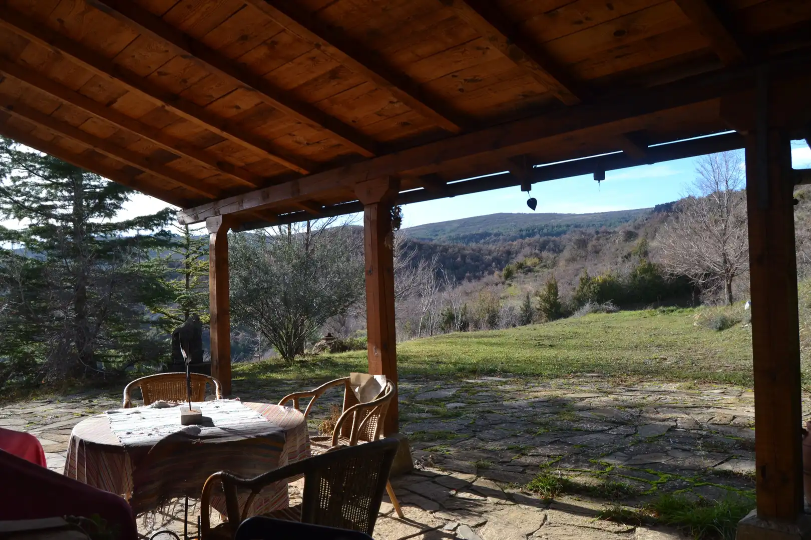 Terrasse von Haus oder Chalet zum Verkauf in Aisa mit Heizung und Privatgarten