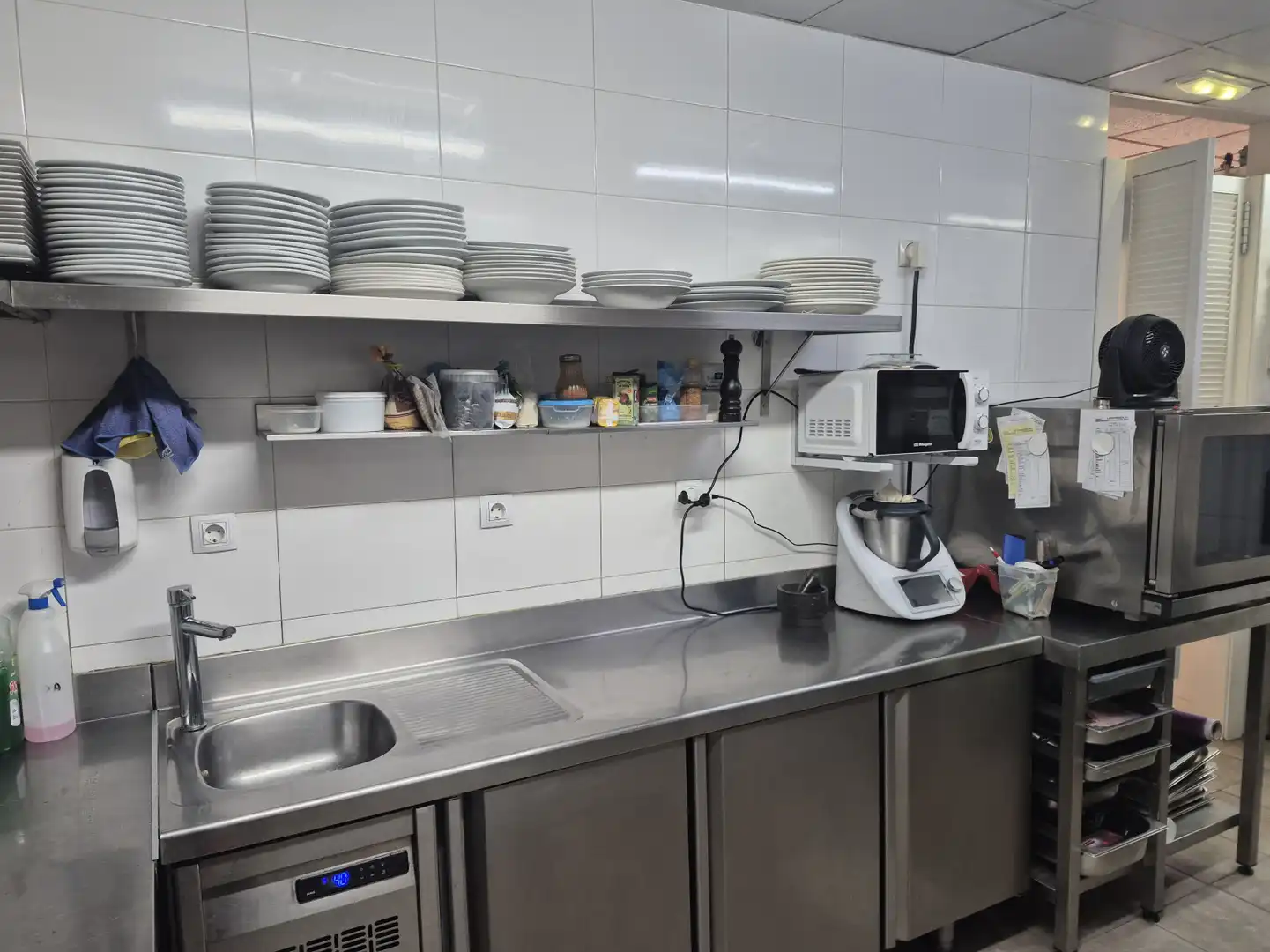 Kitchen of Commercial properties for transfer in Soto del Barco