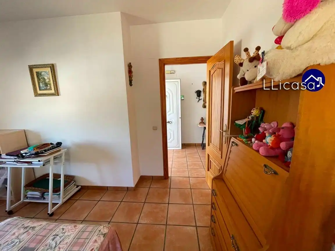 Casa o chalet en venta en La Pobla de Vallbona con Calefacción, Jardín privado y Terraza