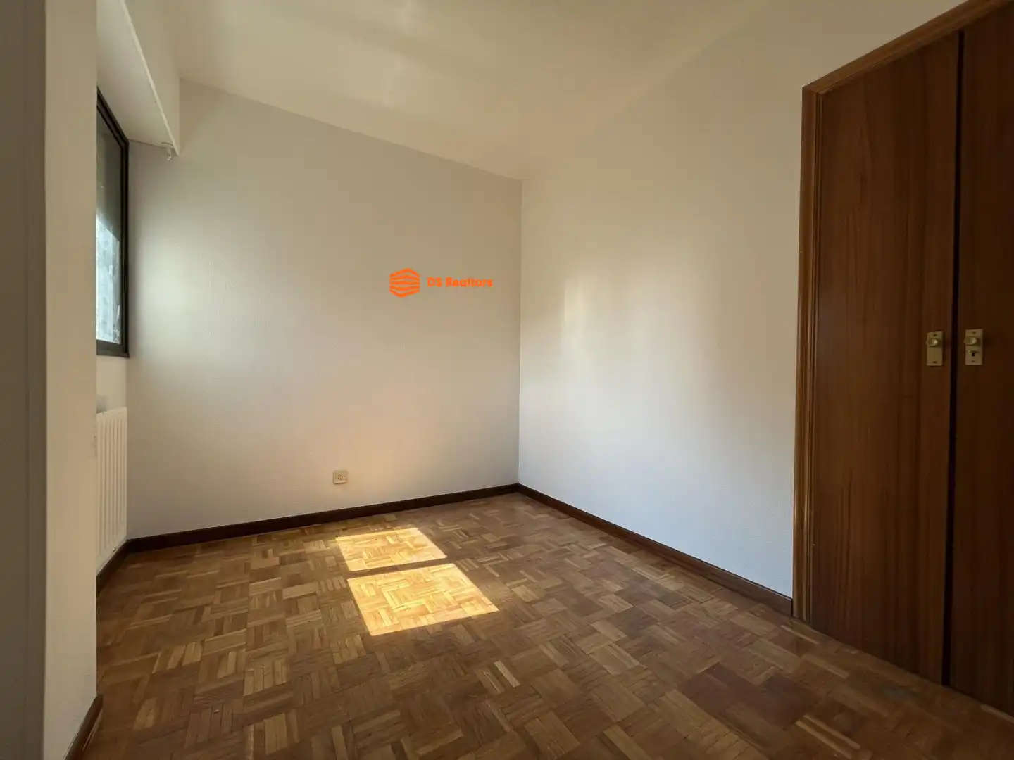 Flat for rent in Madrid  with Heating, Terrace and Storage room