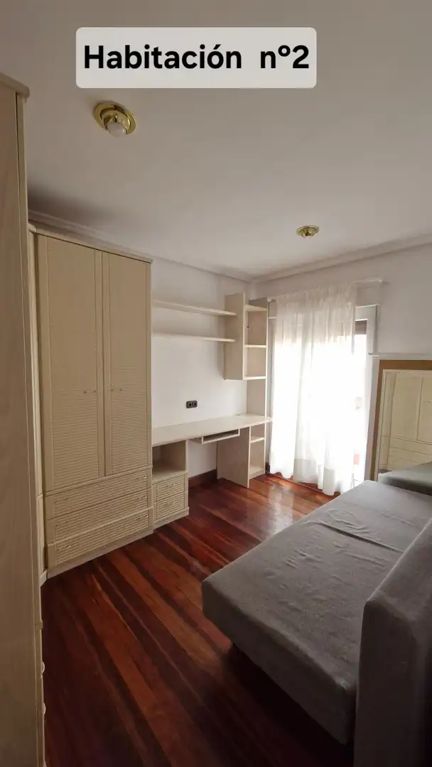 Flat for rent in SECUNDINO ESNAOLA, Gros