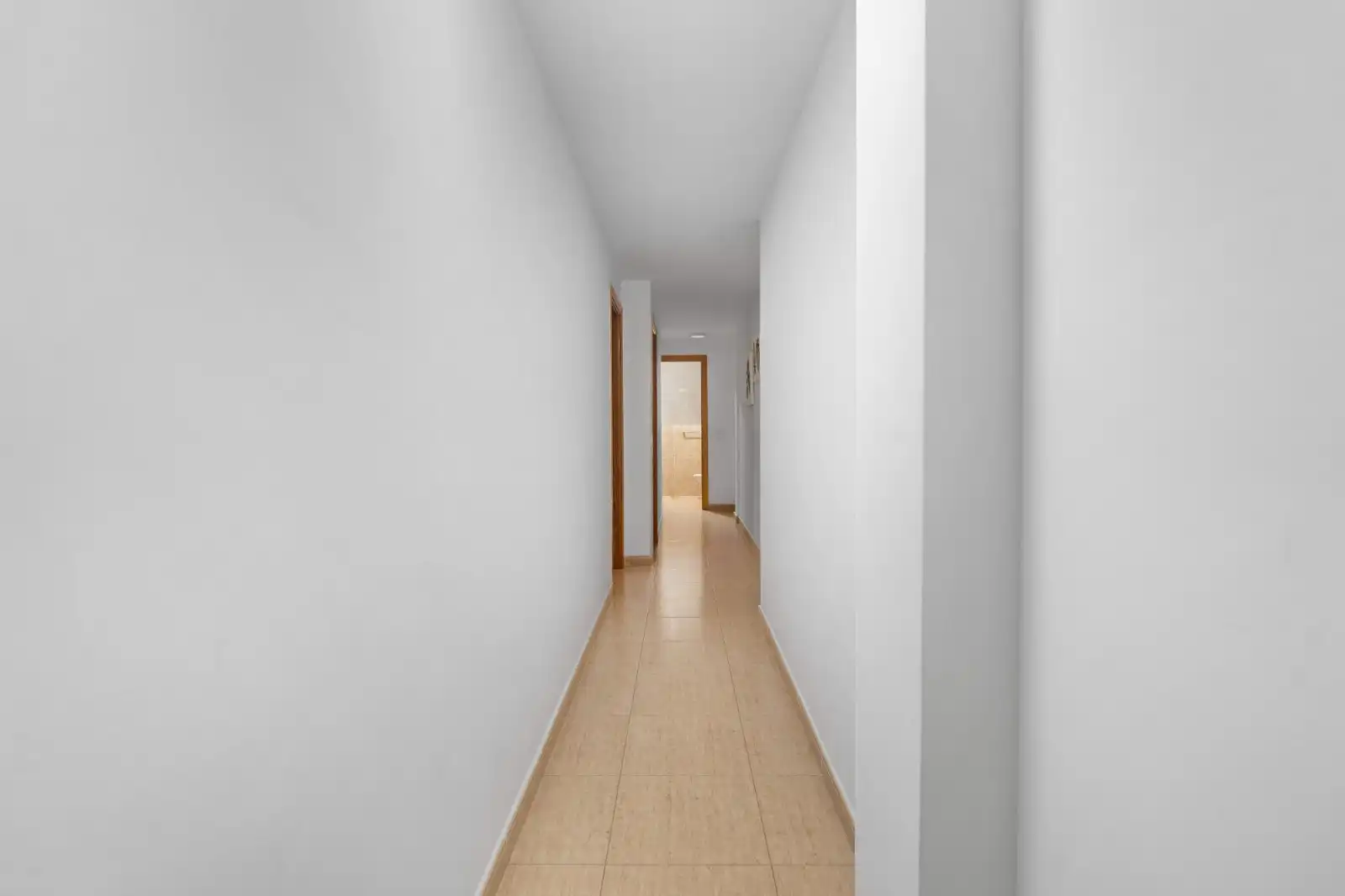 Wohnung zum Verkauf in Cártama mit Terrasse und Möbliert