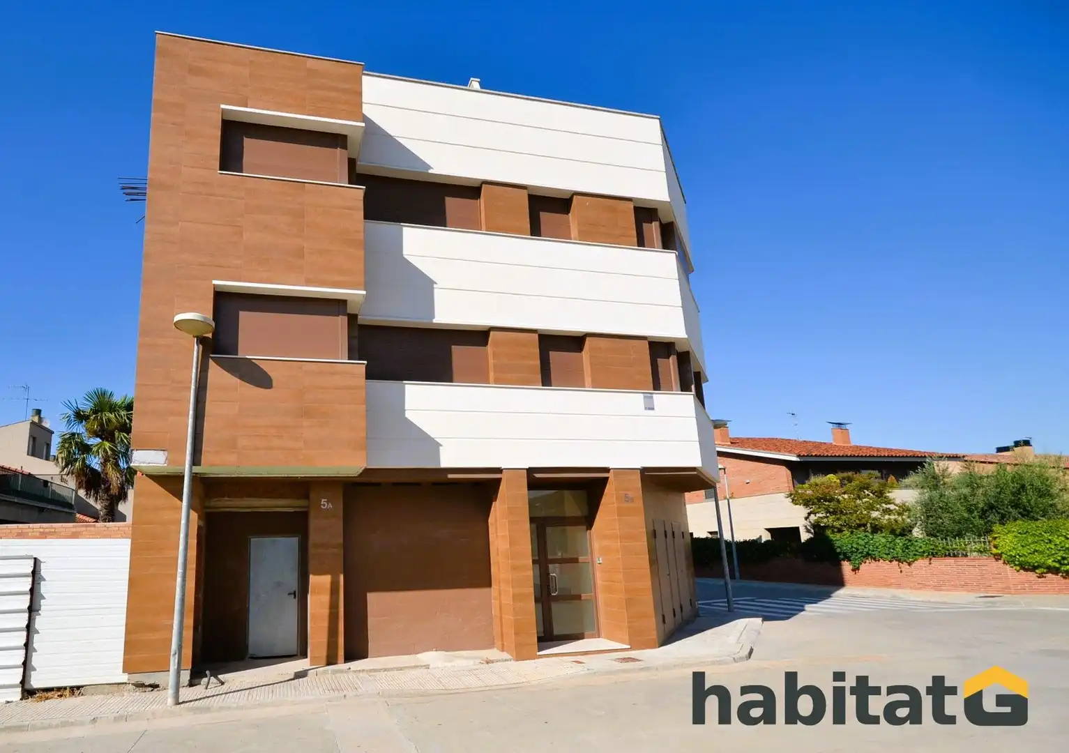 Vista exterior de Casa adosada en venta en El Palau d'Anglesola con Calefacción, Terraza y Trastero