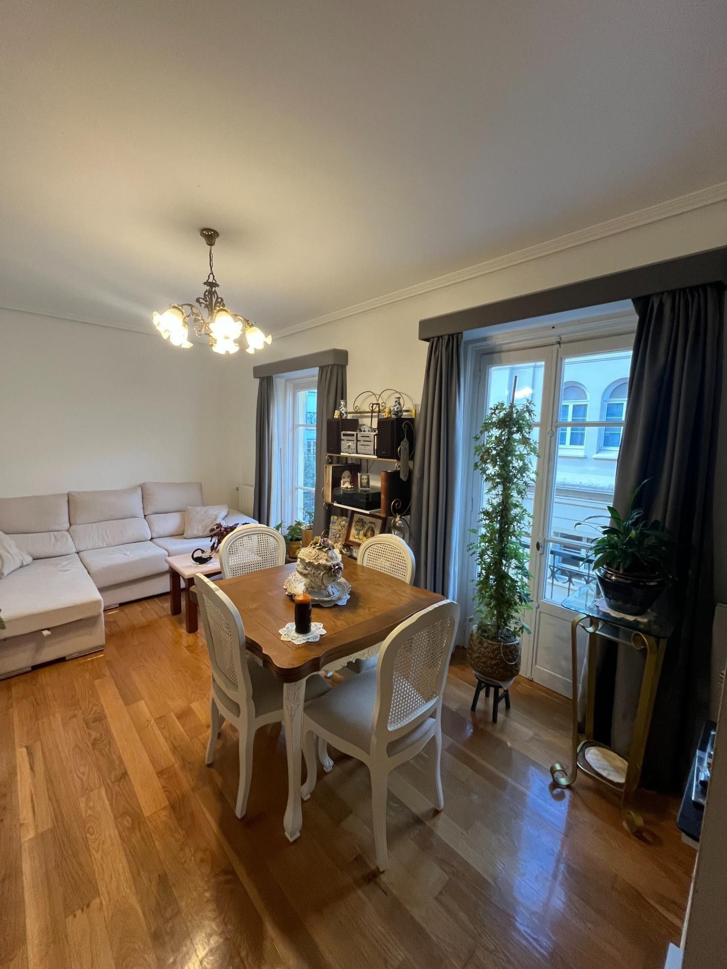 Menjador de Pis en venda en Santander amb Calefacció i Parquet