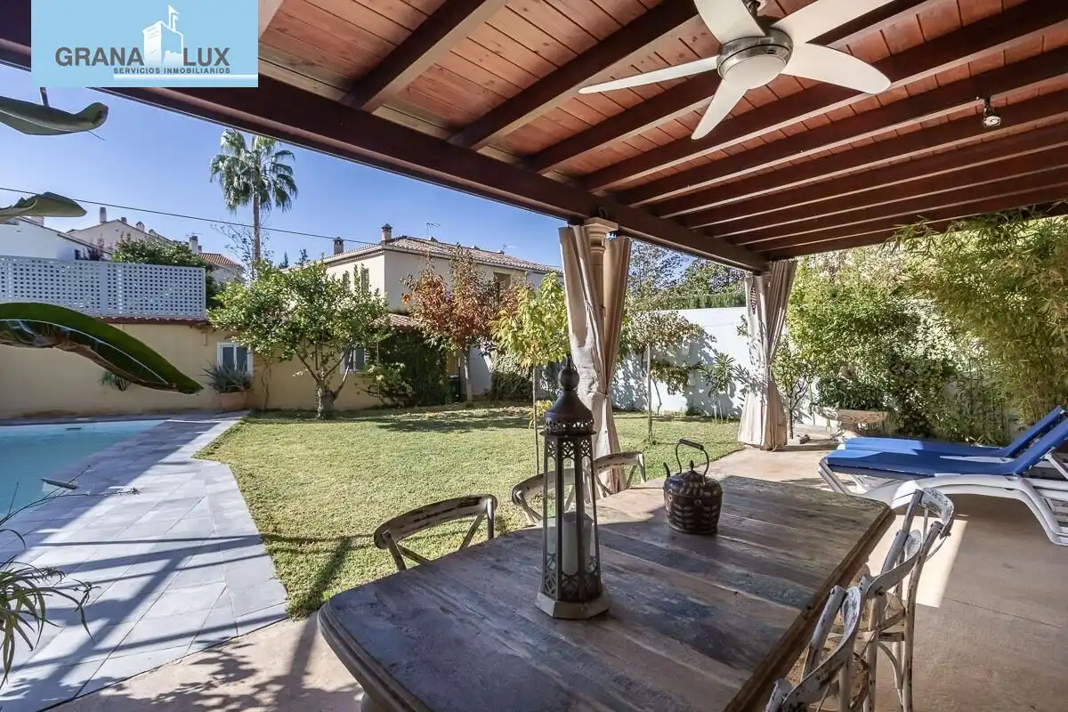 Casa con terraza en venta en Genil, imagen 5