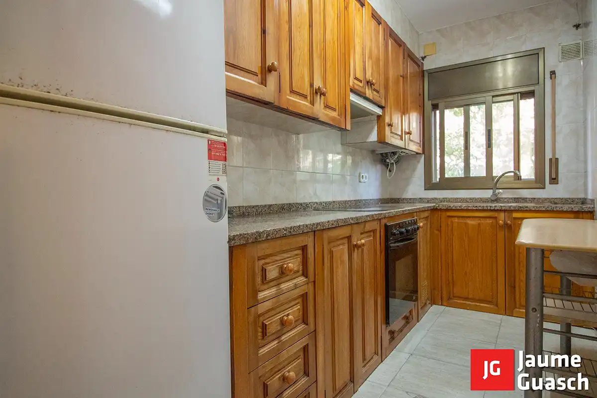 Kitchen of Ground floor for sale in Sant Jordi