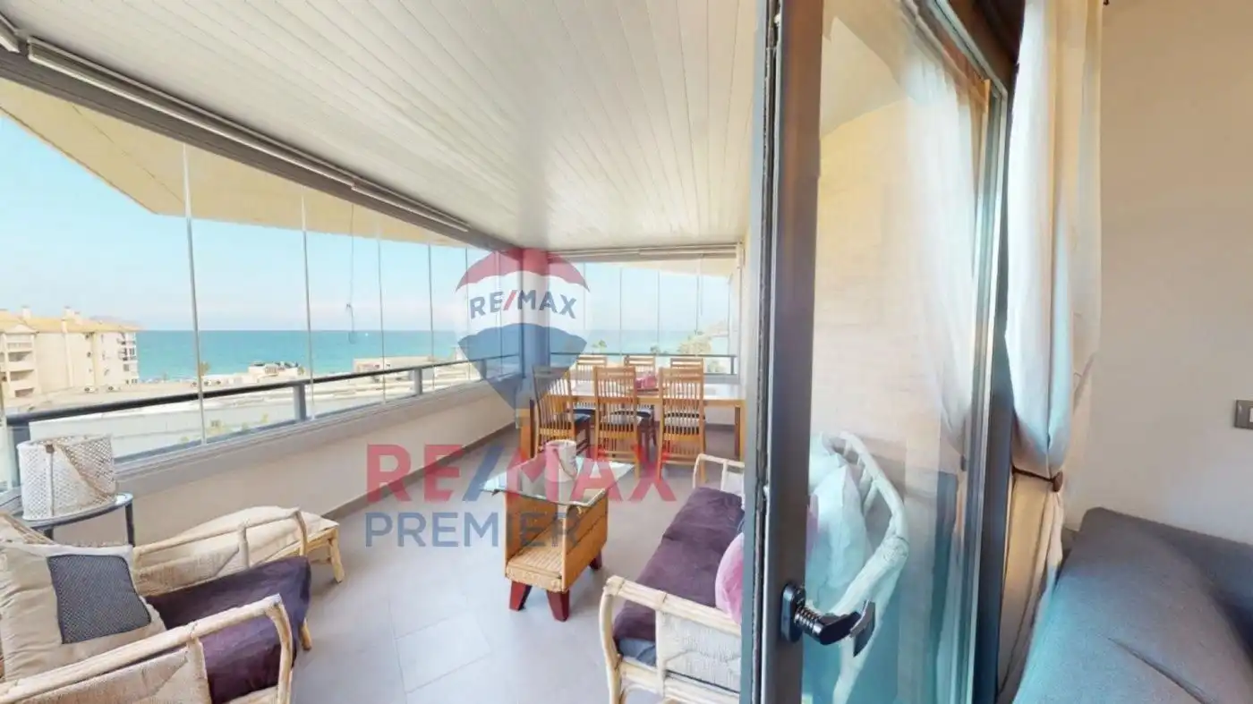 Flat with terrace for sale in L'Albir