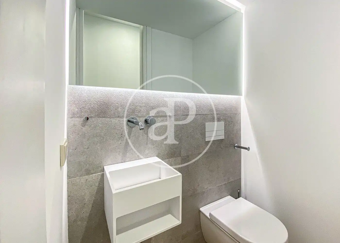 Baño de Piso de alquiler en  Palma de Mallorca con Aire acondicionado y Calefacción