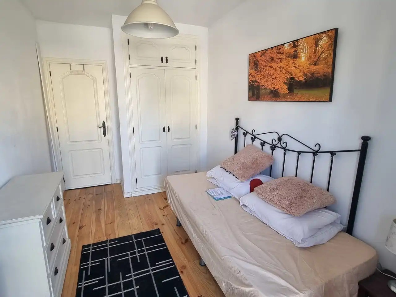 Dormitori de Apartament en venda en Manilva amb Terrassa i Piscina
