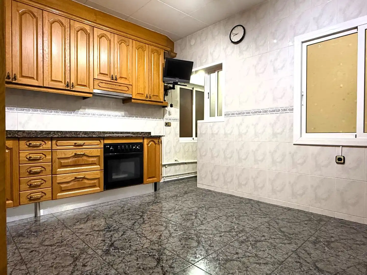 Kitchen of Flat for sale in Sant Boi de Llobregat  with Air Conditioner and Balcony