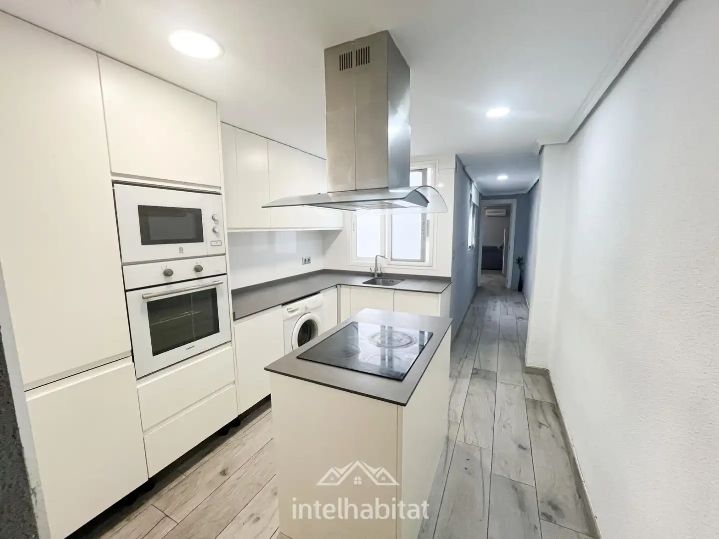 Cocina de Piso en venta en Valencia con Aire acondicionado, Terraza y Amueblado