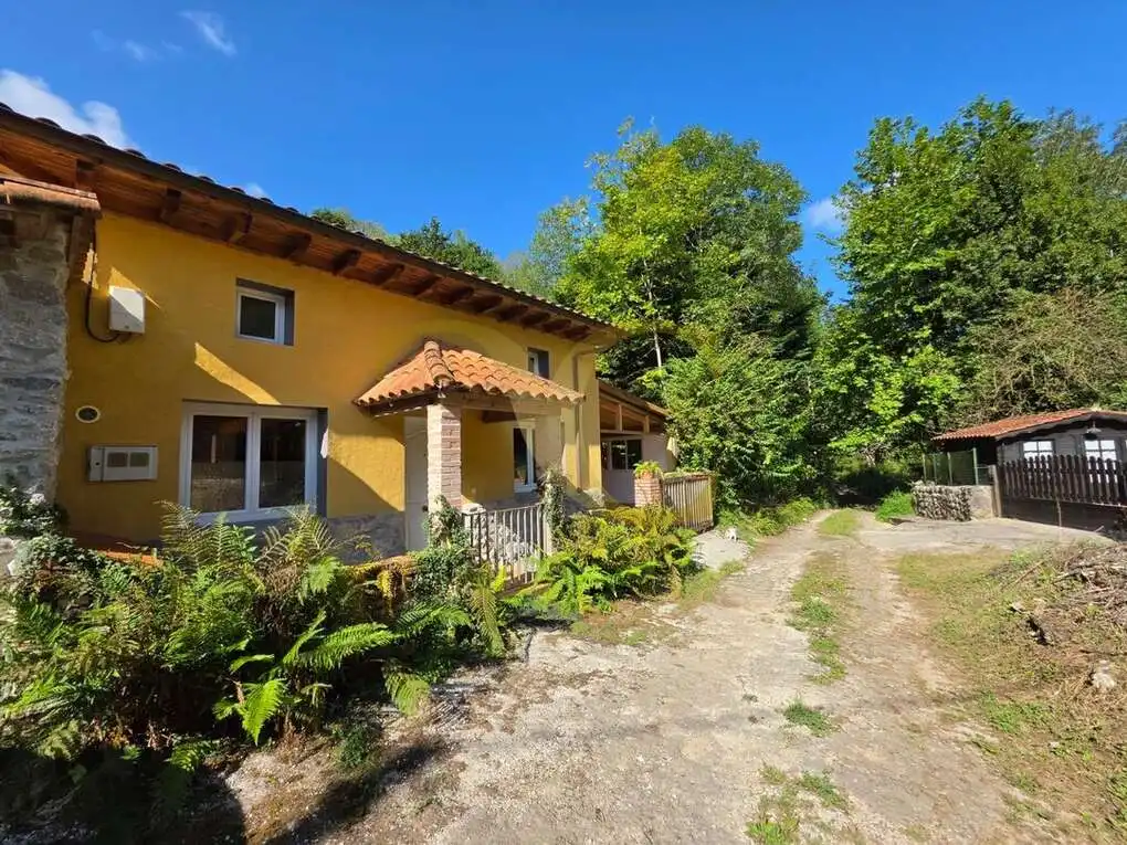 Vista exterior de Casa o chalet en venta en Llanes con Calefacción, Jardín privado y Terraza