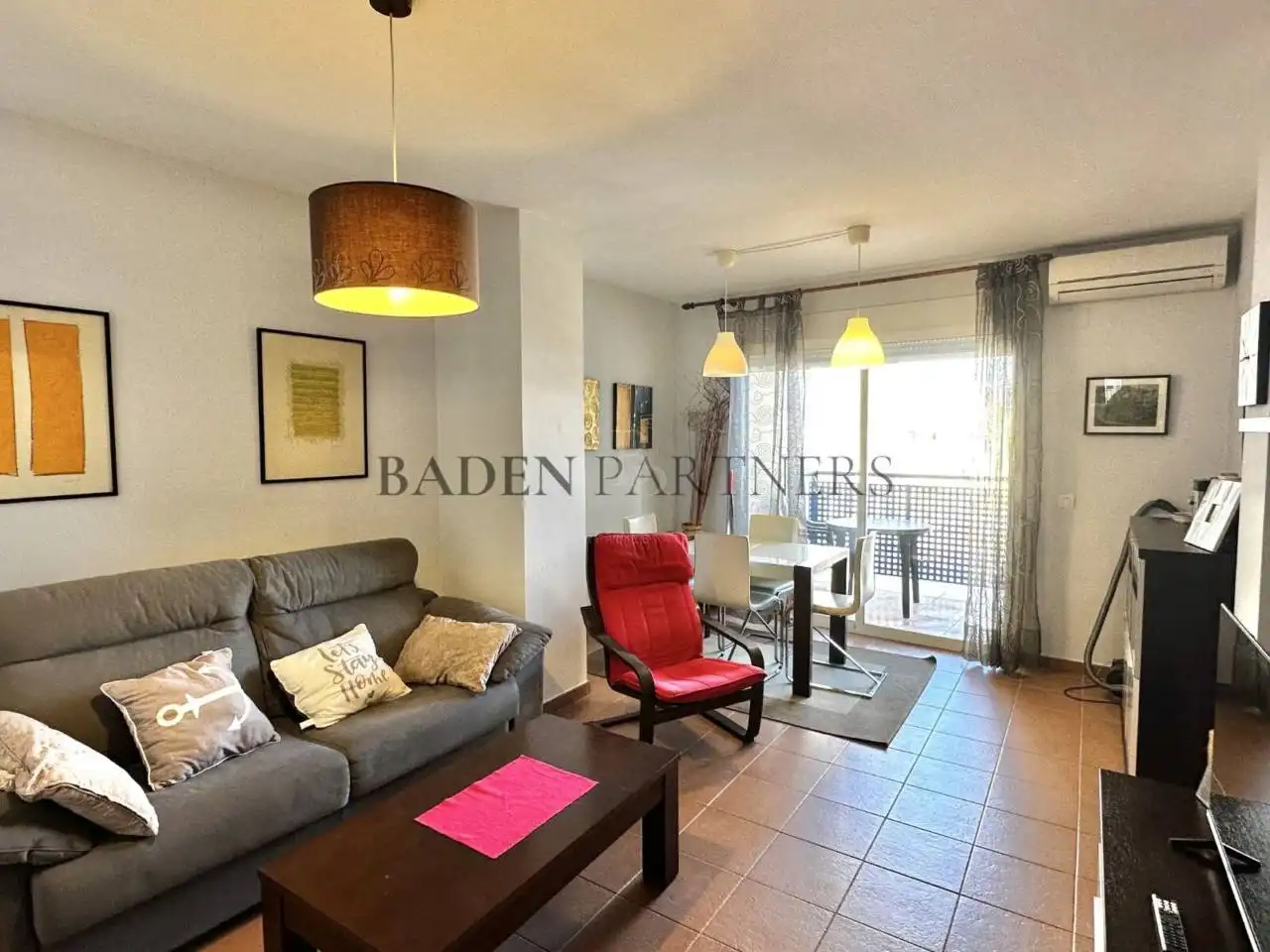 Vista exterior de Piso de alquiler en Vinaròs con Aire acondicionado, Calefacción y Terraza