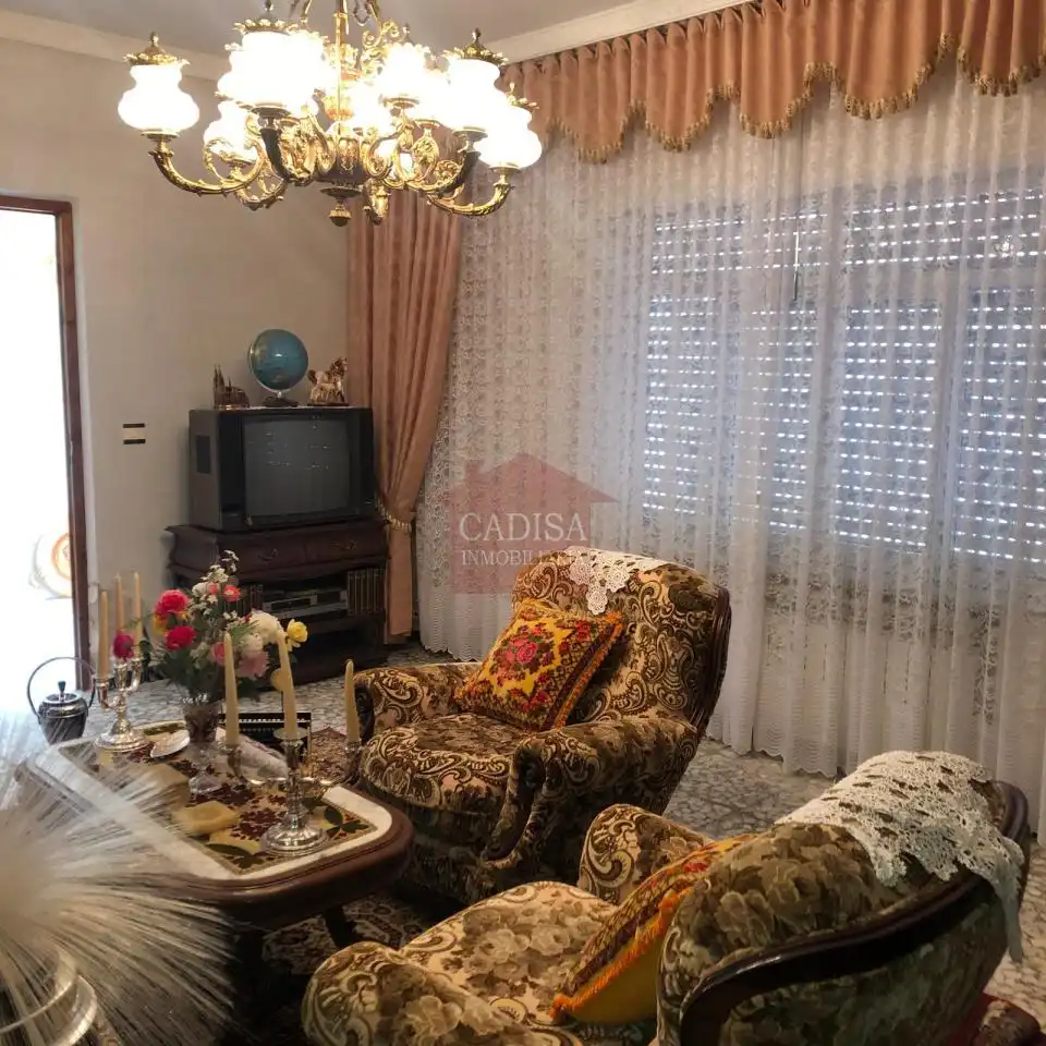 Sala de estar de Casa o chalet en venta en Santiago de la Puebla con Calefacción, Terraza y Trastero