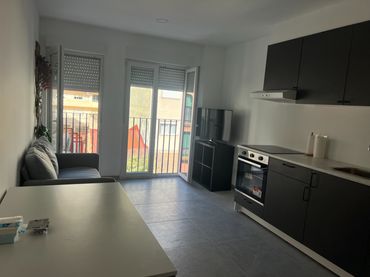 Apartament amb balcó de lloguer a Benicalap