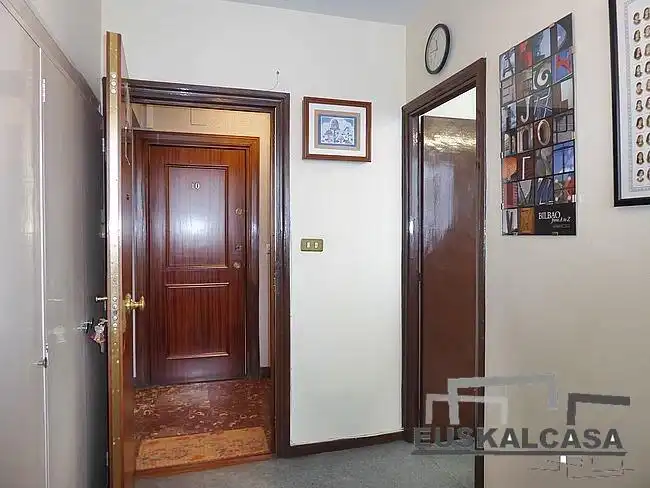 Oficina en venda en Bilbao  amb Moblat