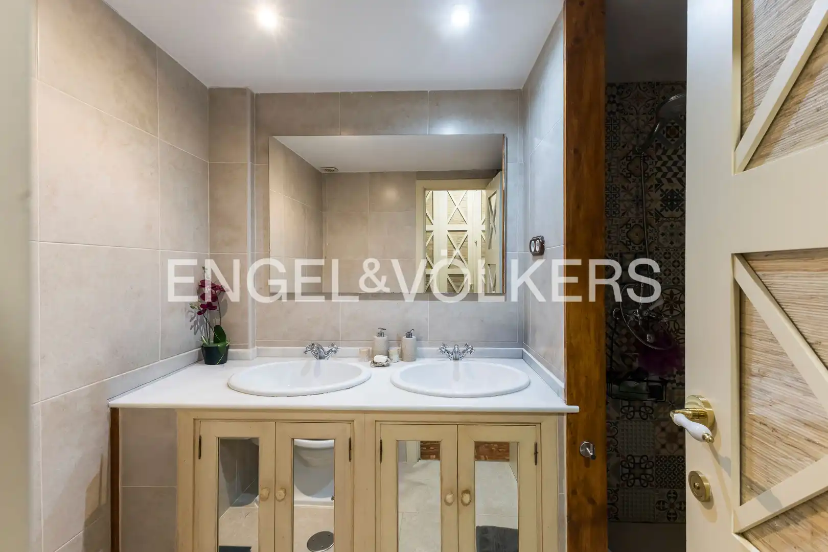 Baño de Piso en venta en Villanueva de la Cañada con Calefacción, Terraza y Trastero