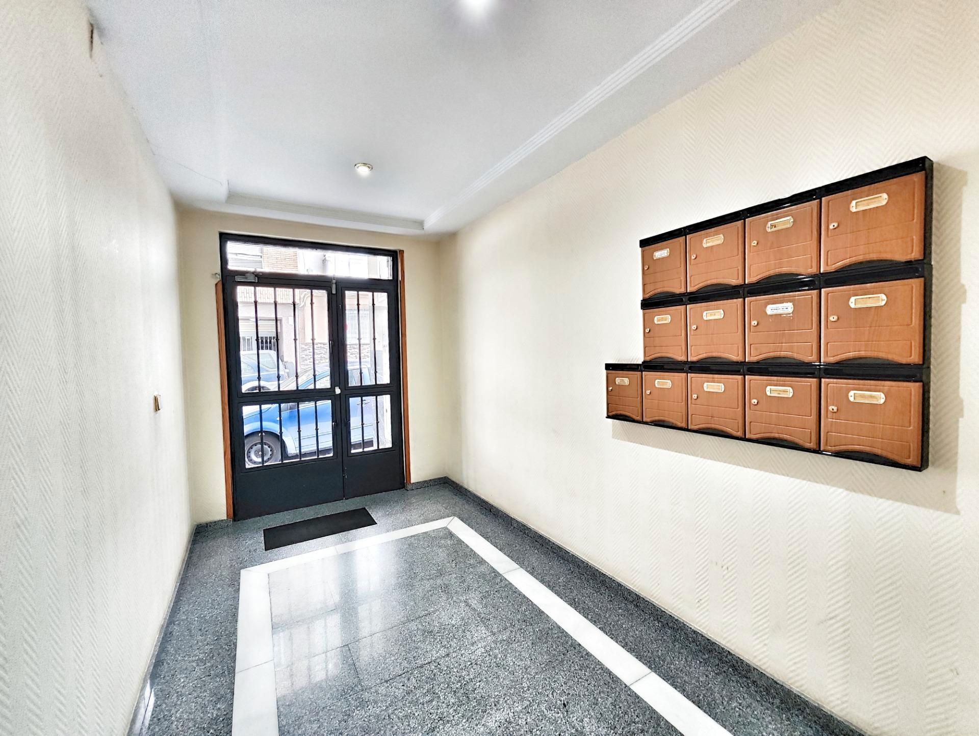 Flat for sale in Puertollano  with Air Conditioner, Heating and Furnished
