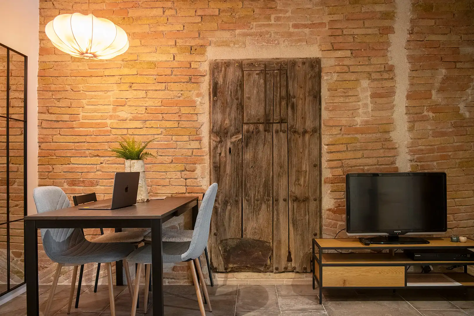 Comedor de Piso en venta en Girona con Aire acondicionado, Calefacción y Amueblado