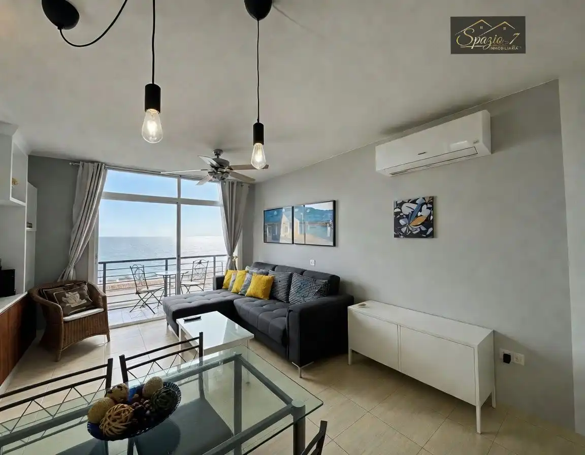 Sala de estar de Dúplex en venta en Candelaria con Aire acondicionado, Amueblado y Horno