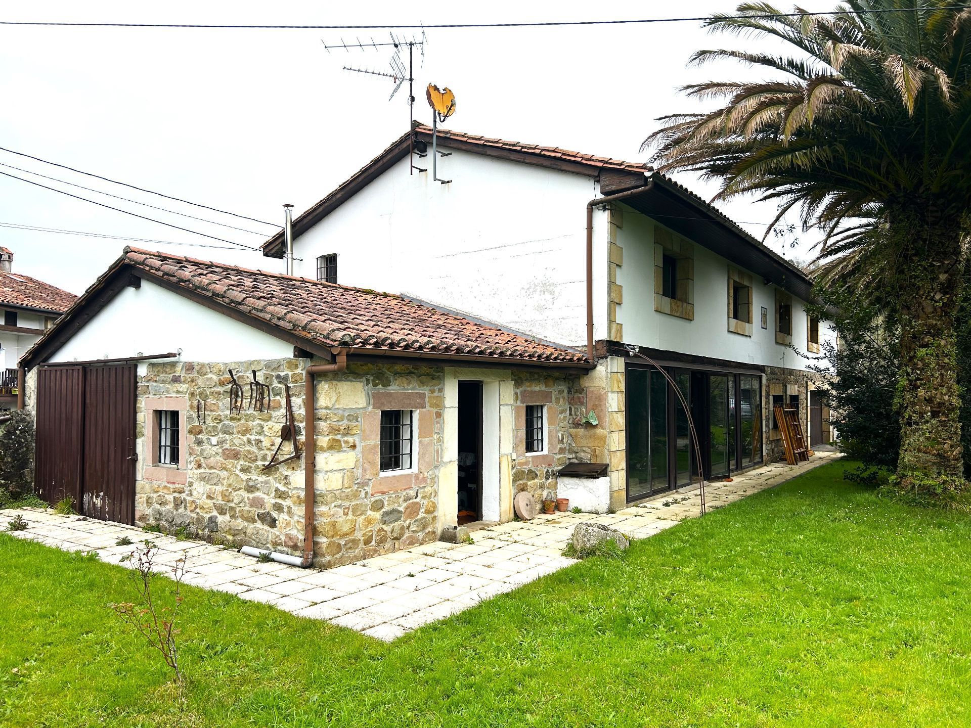 Exterior view of Country house for sale in Cabuérniga  with Heating and Private garden